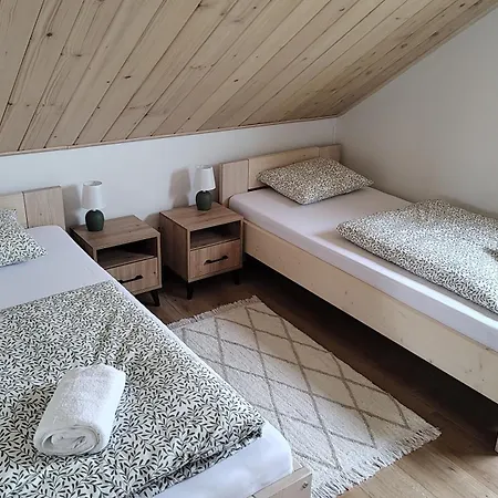 Między Tatrami A Pieninami, U Basisty *